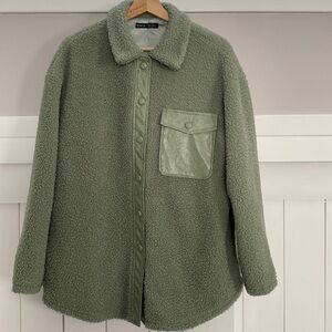 Shein shaket size M